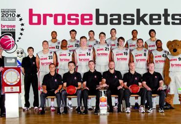 Bild zur News: Brose Baskets aus Bamberg zum Trainingscamp in Göbel Hotels Arena