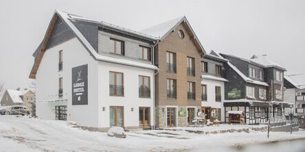 Außenansicht des Lodge Hotel Winterberg