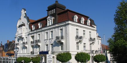 Außenansicht des Hotel Quellenhof in Bad Wildungen