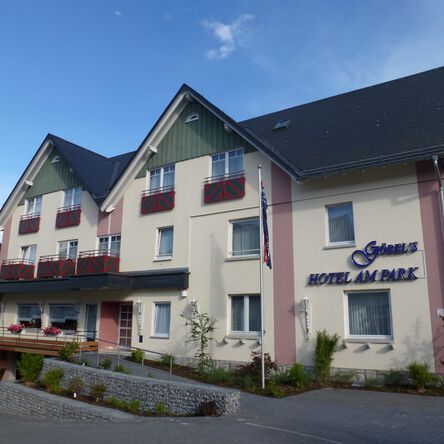 Außenansicht des Göbel's Hotel am Park