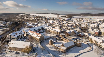 [Translate to english:] Göbel's Schlosshotel Prinz von Hessen im Winter