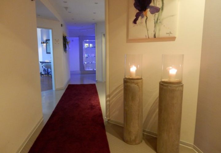 Eingangsbereich des Kosmetikbereichs im Hotel Bad Wildungen