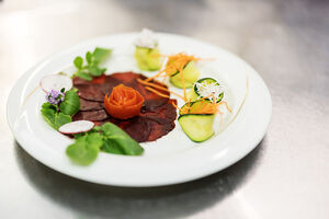 Rote Beete Carpaccio im Hotel Quellenhof