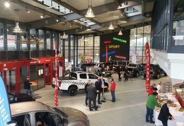 Bild zur News: Isuzu - eine kleine Ausstellung in der Göbel Hotels Arena