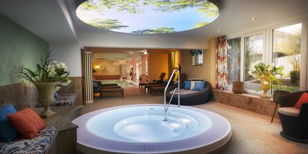 Wellness Whirlpool im Hotel Quellenhof