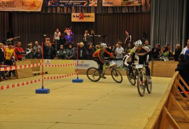 Bild zur News: Deutsche Mountainbike-Indoor-Meister in Göbel Hotels Arena ermittelt