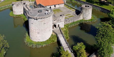 Wasserburgruine bei Göbel's Schlosshotel Prinz von Hessen